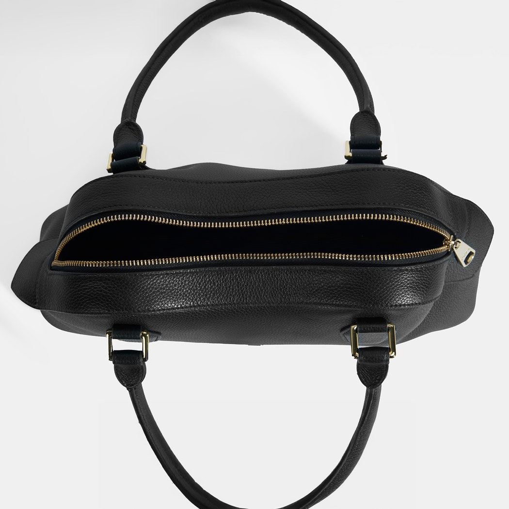 Kadın Siyah Deri Çanta Aksesuarlı Büyük Omuz Çantası