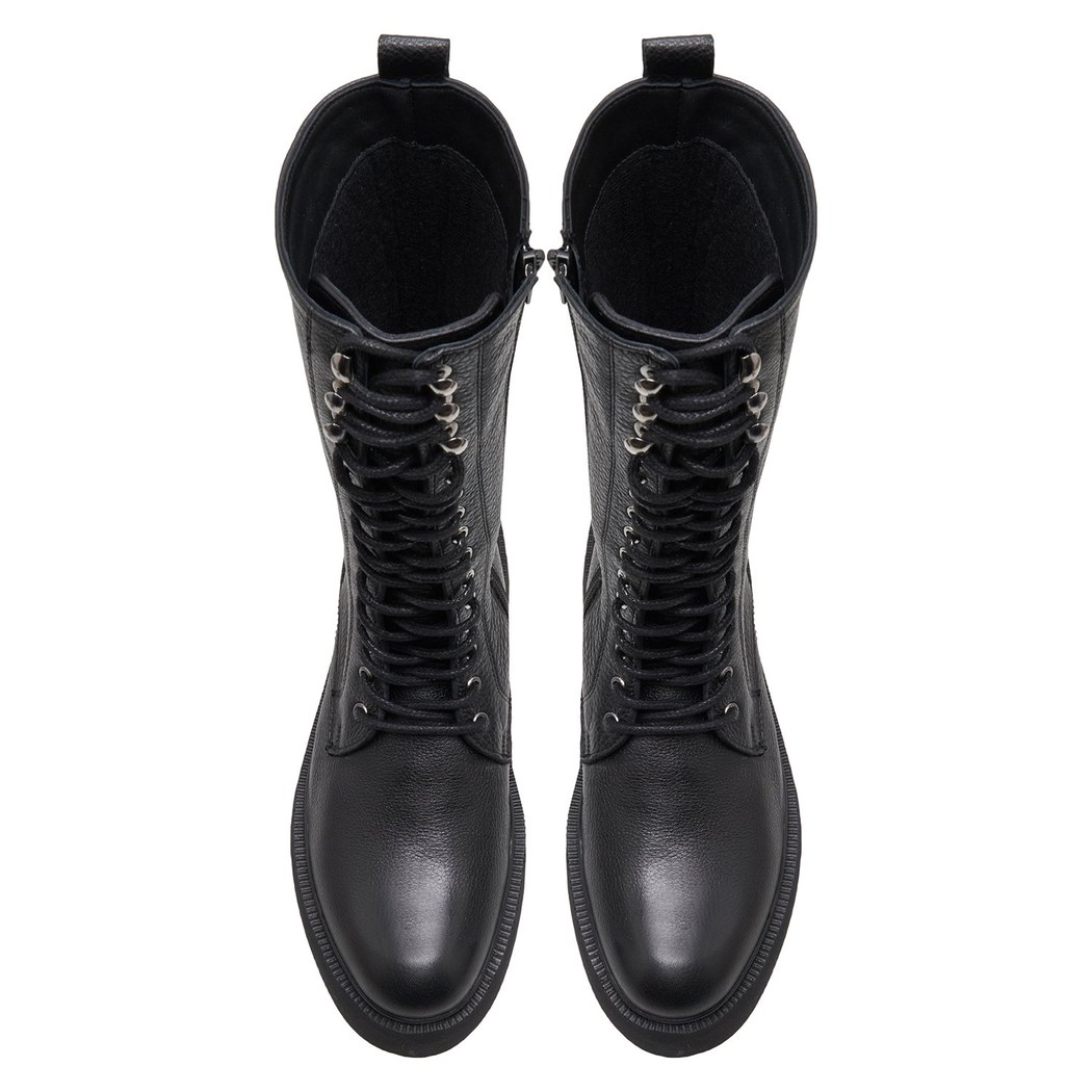 Kadın Siyah Deri Çizme