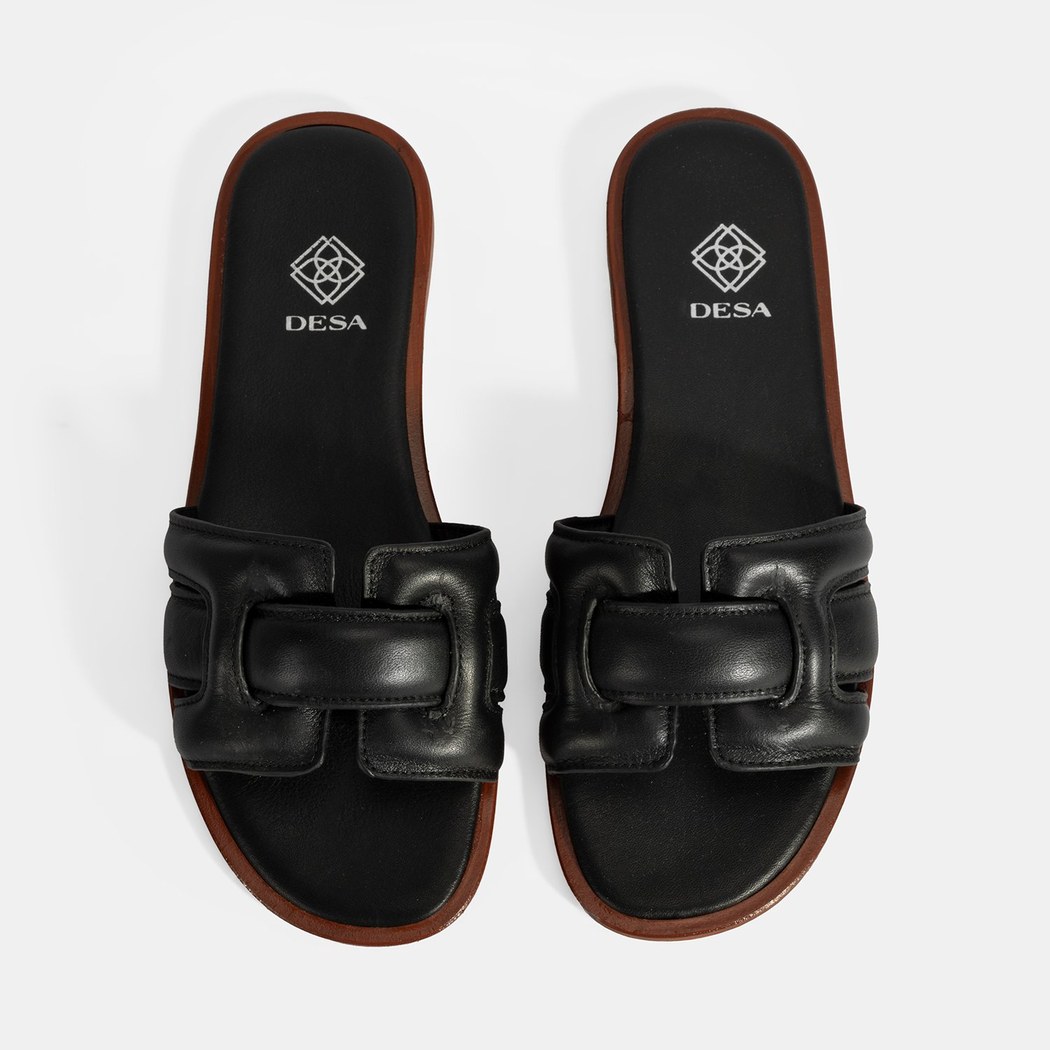 Kadın Siyah Deri Terlik