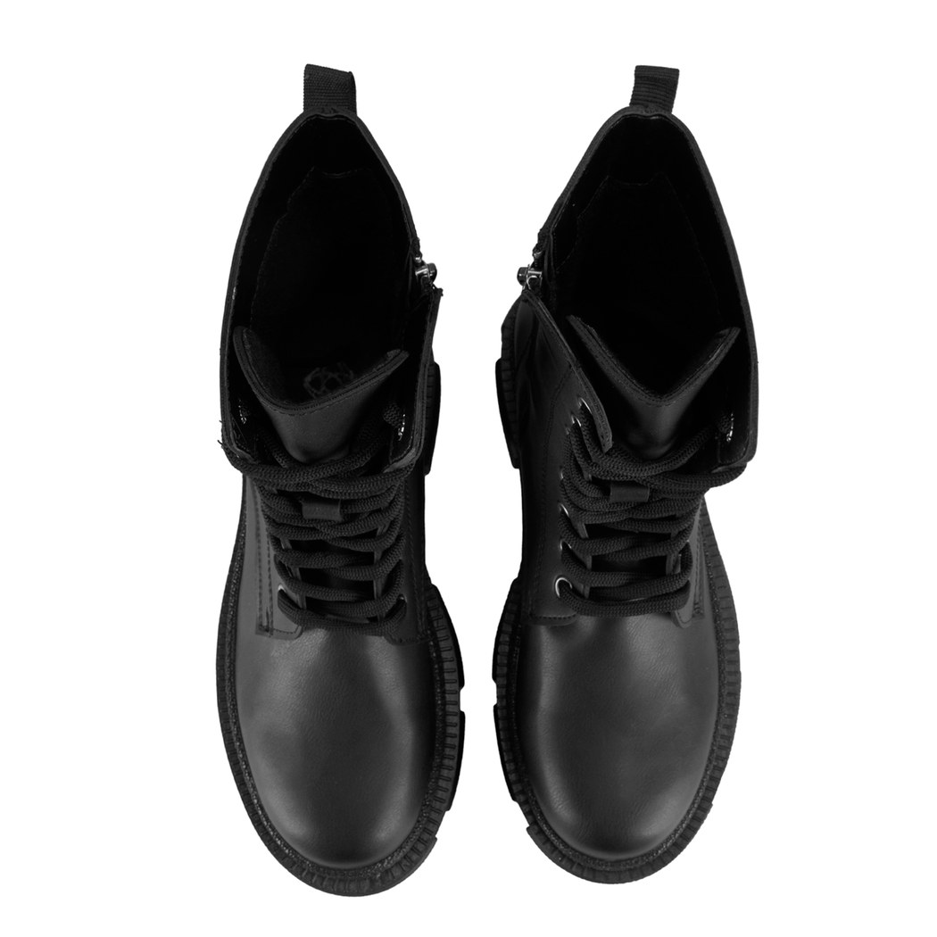 Kadın Siyah Fermuarlı Bot