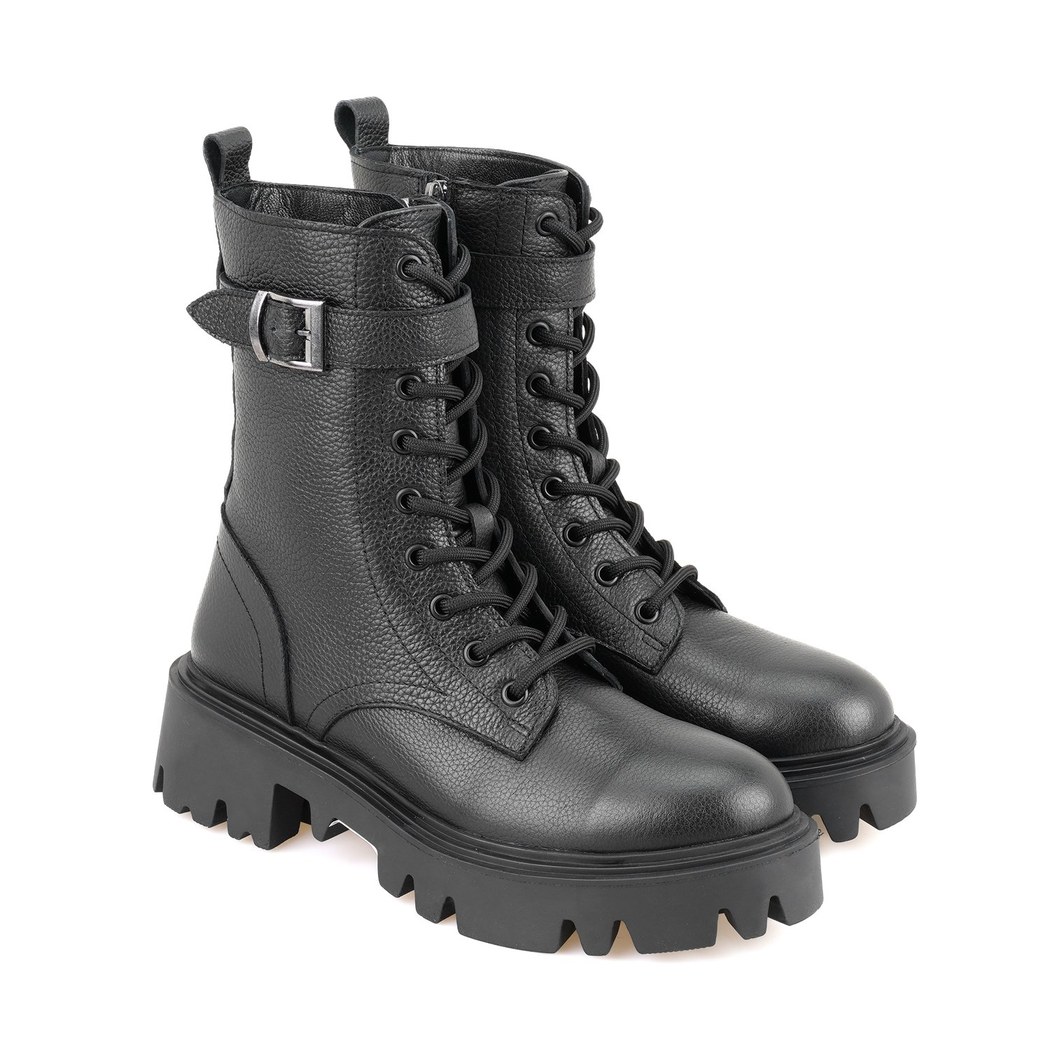 Kadın Siyah Fermuarlı Deri Bot