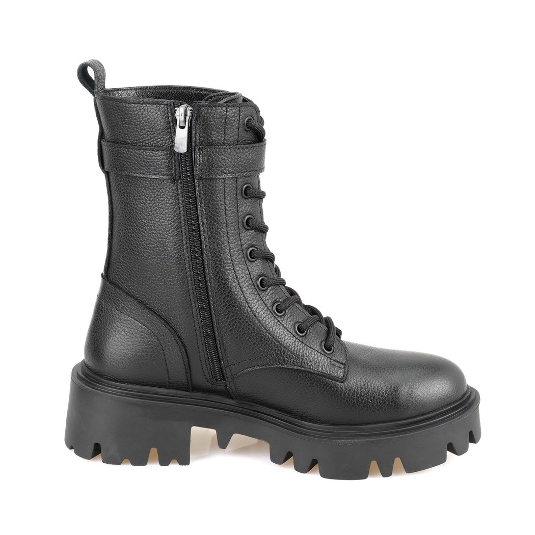 Kadın Siyah Fermuarlı Deri Bot