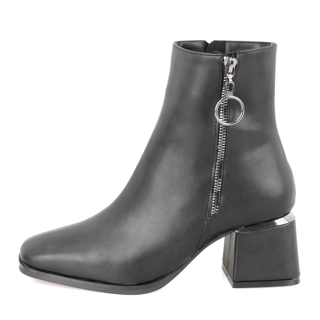 Kadın Siyah Fermuarlı Topuklu Bot