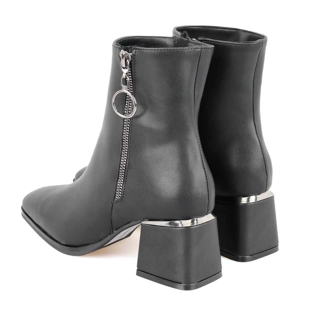 Kadın Siyah Fermuarlı Topuklu Bot
