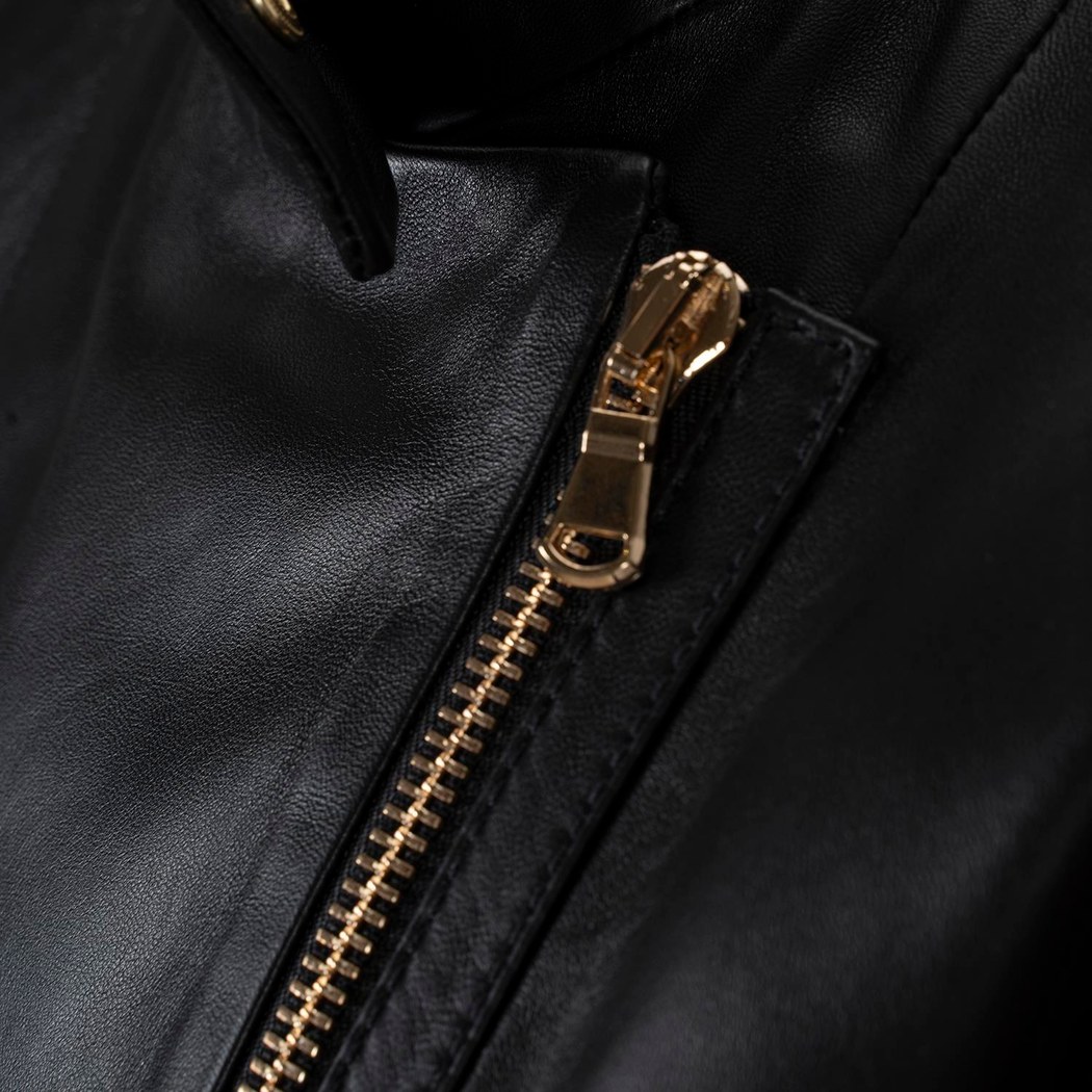 Kadın Siyah Hakim Yakalı Fit Deri Ceket