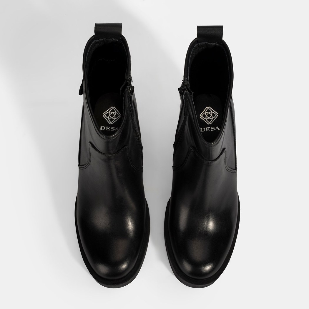 Kadın Siyah Kalın Topuklu Deri Bot