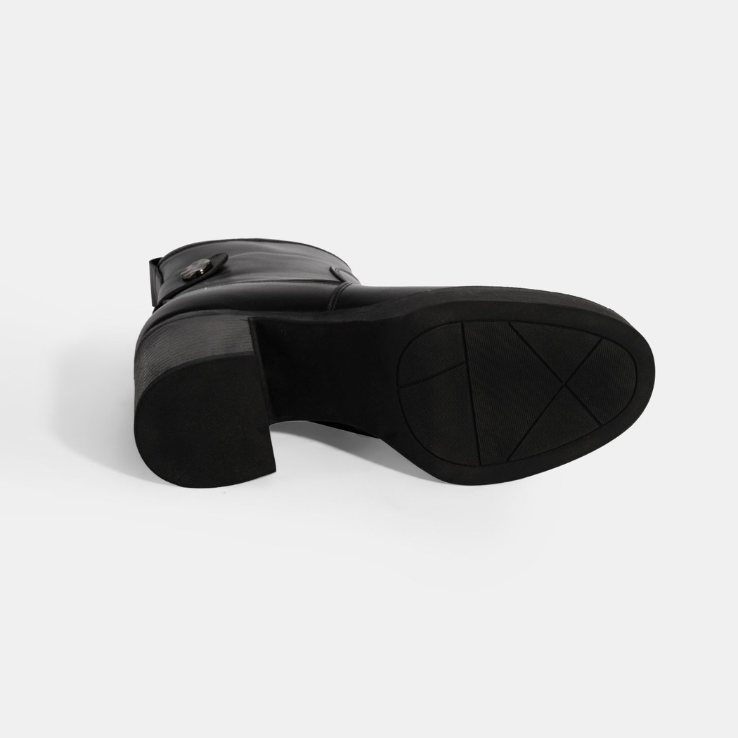 Kadın Siyah Kalın Topuklu Deri Bot