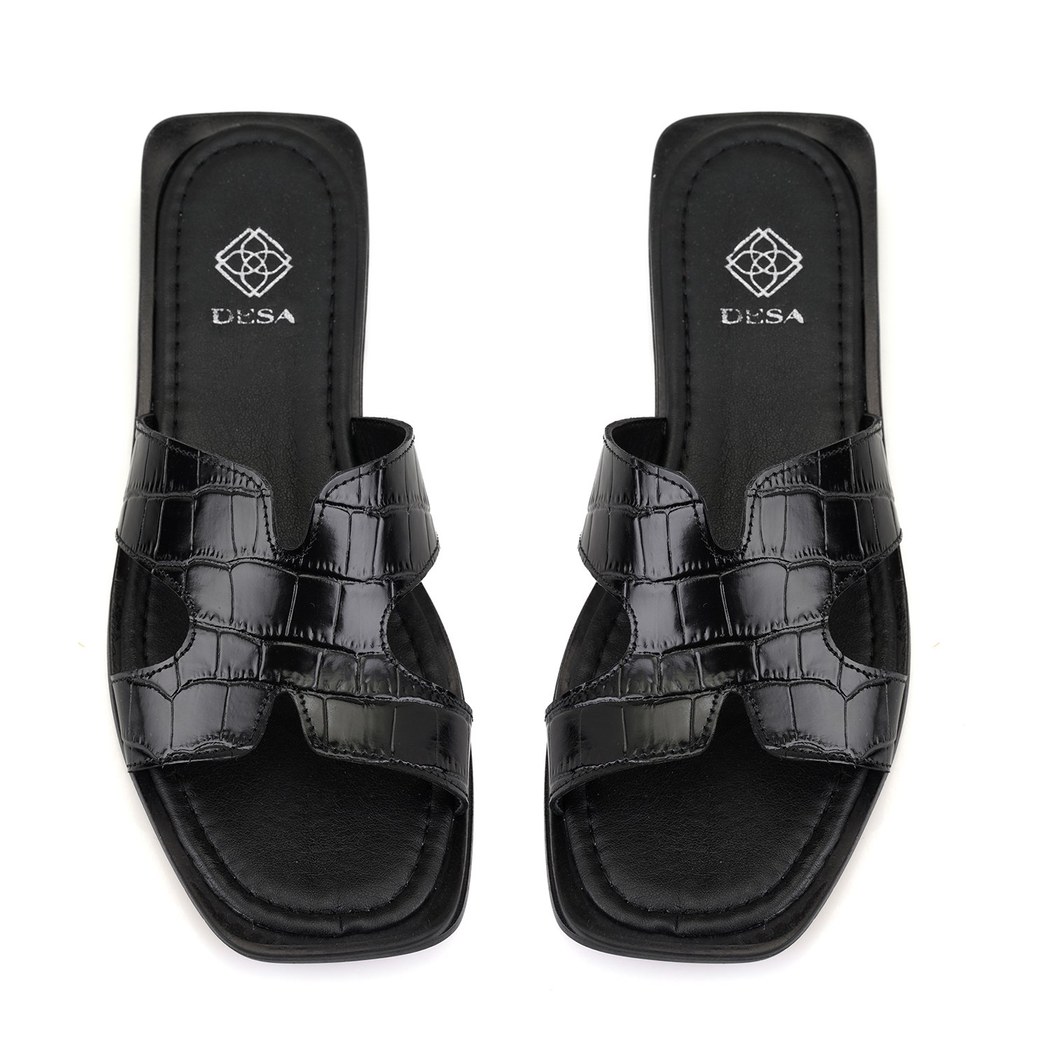 Kadın Siyah Kroko Baskılı Deri Terlik