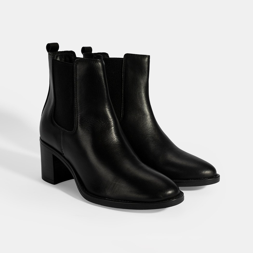 Kadın Siyah Lastikli Topuklu Deri Bot