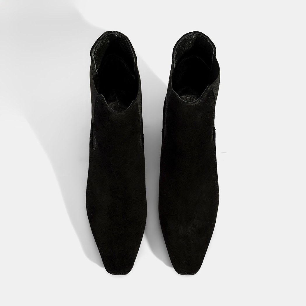 Kadın Siyah Lastikli Topuklu Süet Deri Bot