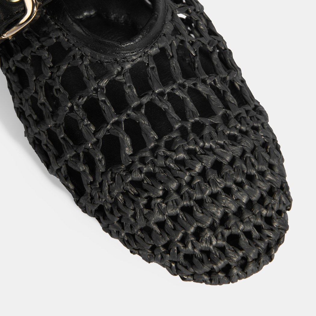 Kadın Siyah Metal Toka Aksesuarlı Örgü Babet