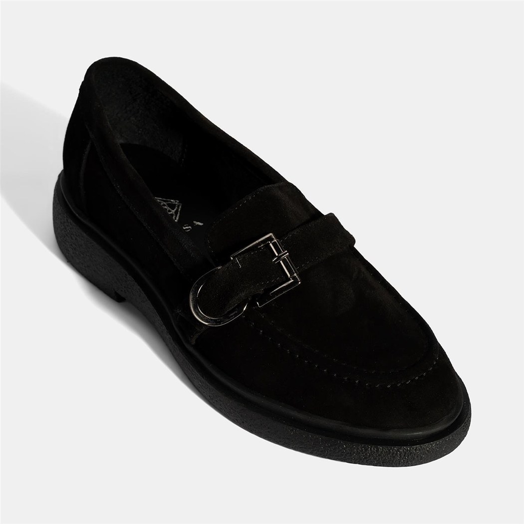 Kadın Siyah Metal Toka Detaylı Süet Loafer