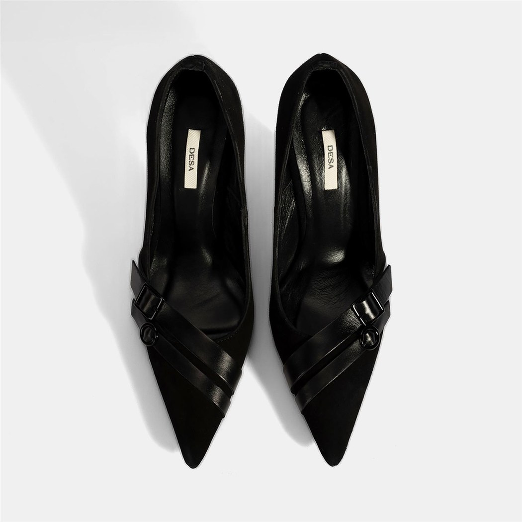 Kadın Siyah Metal Toka Detaylı Süet Stiletto
