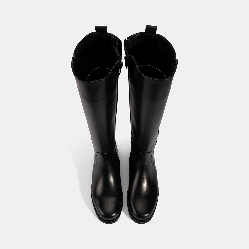 Kadın Siyah Metal Tokalı Kalın Topuklu Deri Çizme