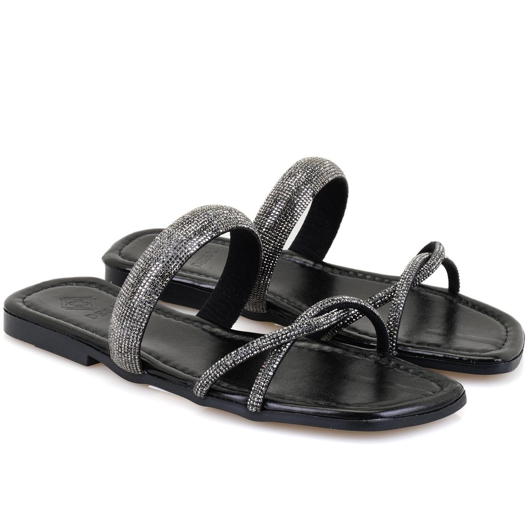 Kadın Siyah Parlak Taş Detaylı Terlik