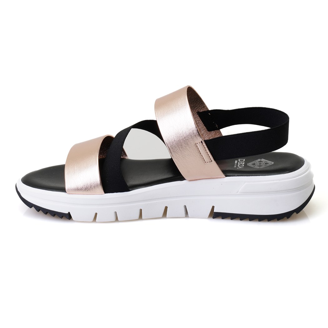 Kadın Siyah Platform Tabanlı Deri Sandalet