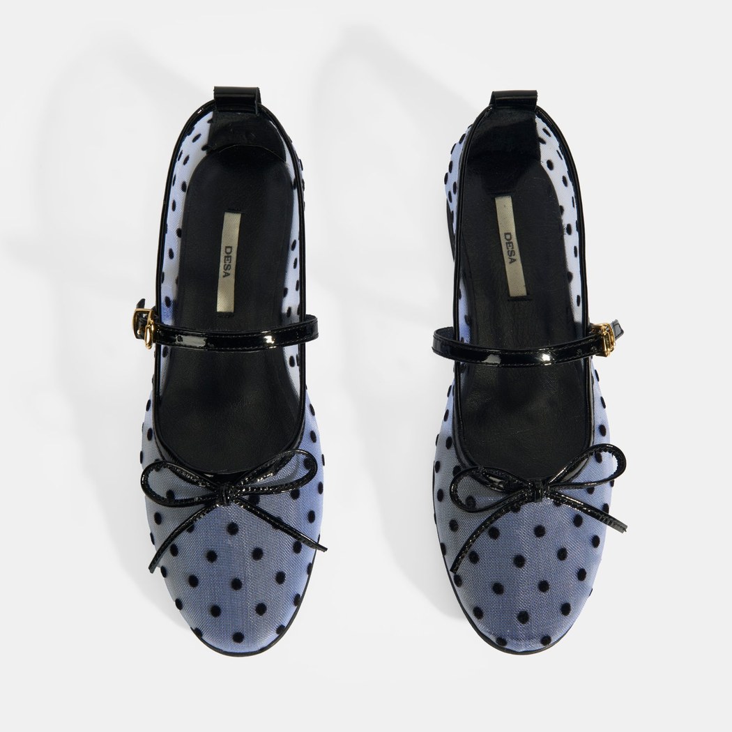 Kadın Siyah Puantiyeli Toka Aksesuarlı Babet