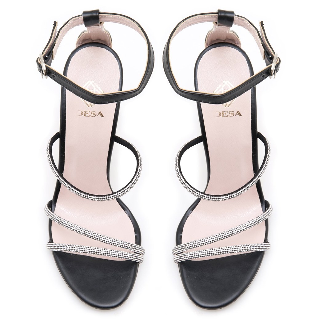 Kadın Siyah Taş Detaylı Topuklu Sandalet