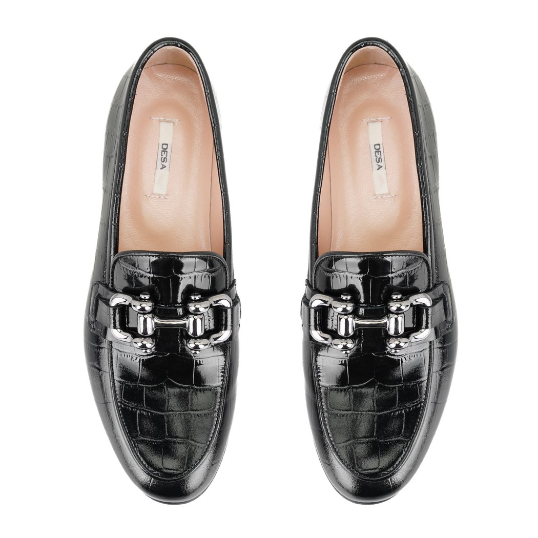 Kadın Siyah Toka Aksesuarlı Deri Loafer