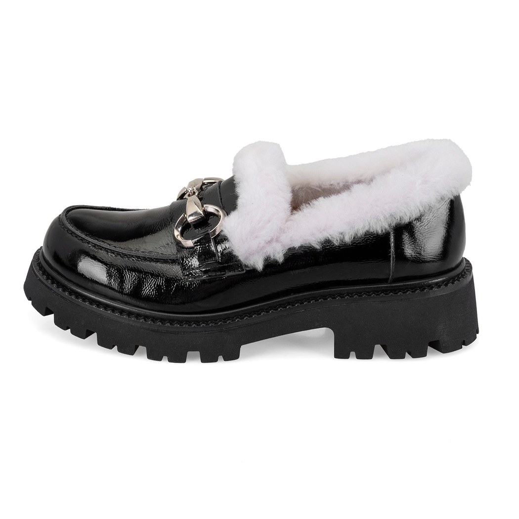 Kadın Siyah Toka Aksesuarlı Deri Loafer