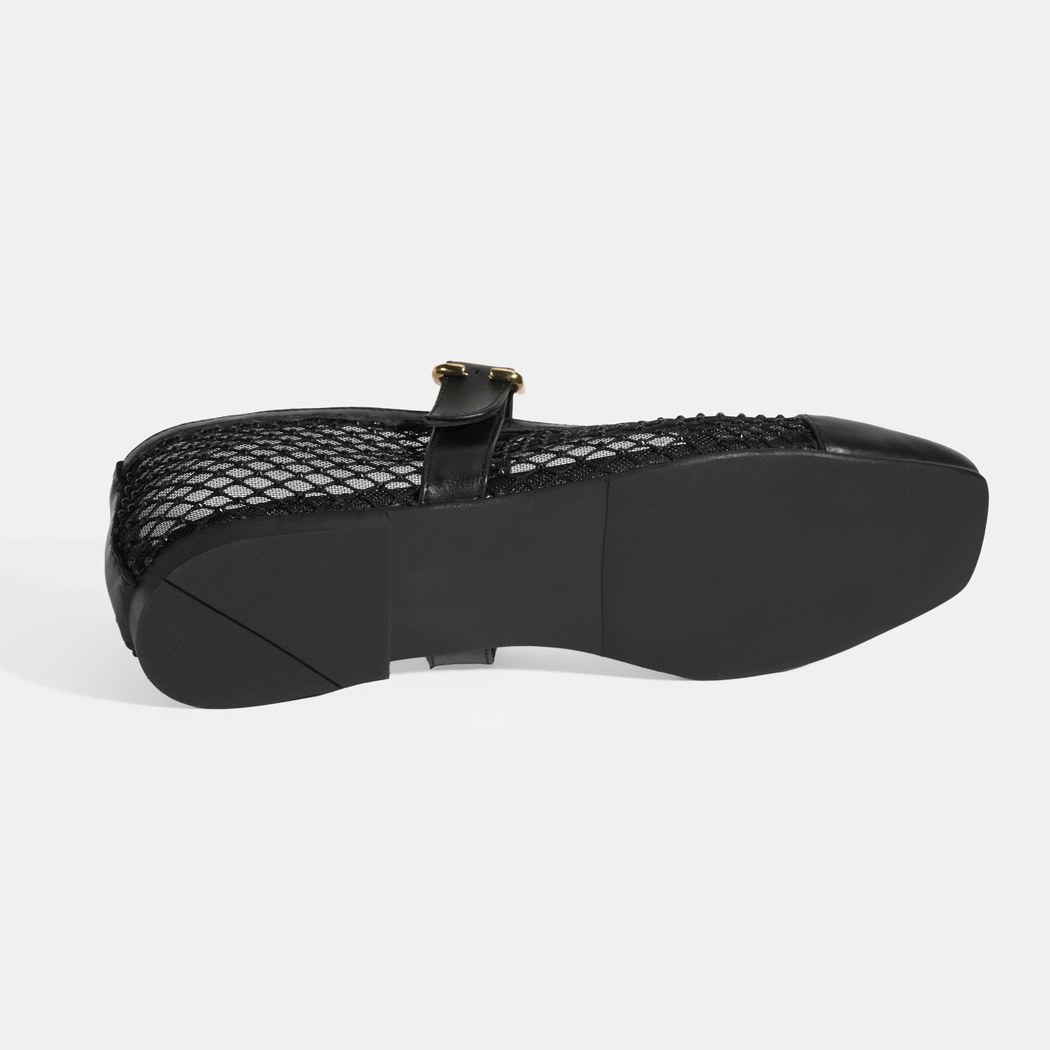 Kadın Siyah Toka Aksesuarlı File Babet