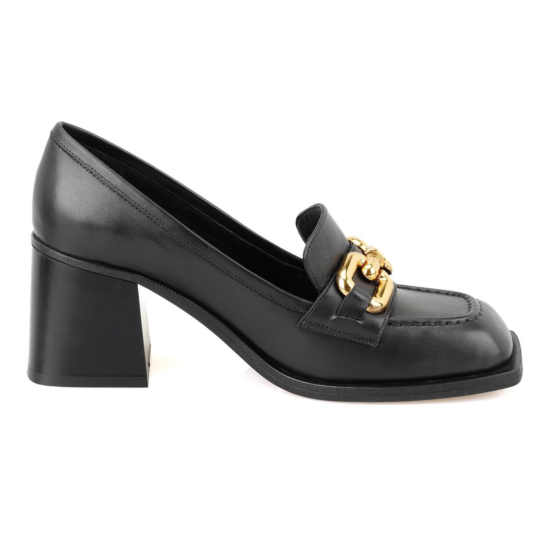 Kadın Siyah Toka Aksesuarlı Topuklu Deri Loafer