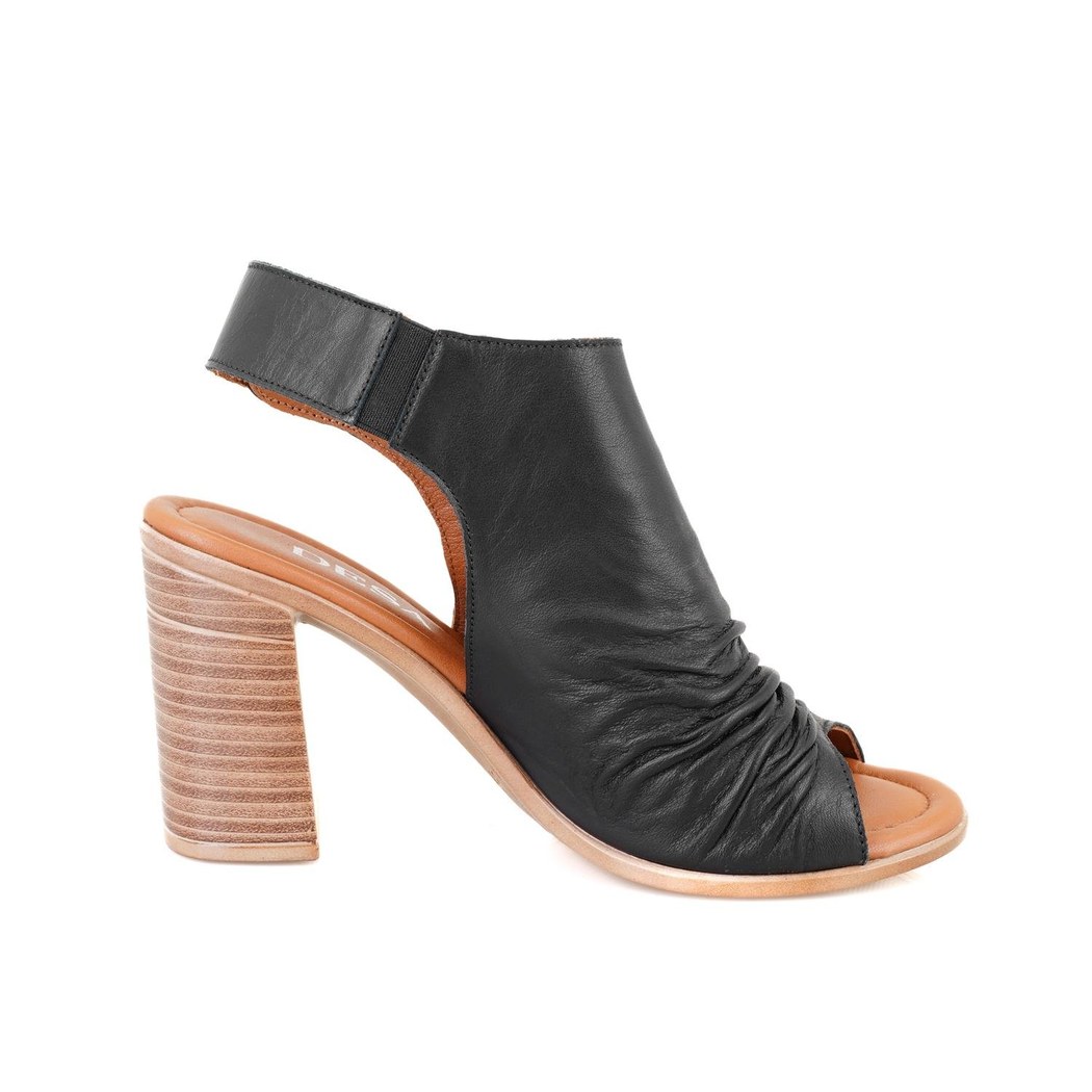 Kadın Siyah Topuklu Deri Sandalet