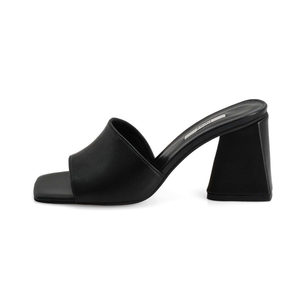 Kadın Siyah Topuklu Napa Deri Terlik