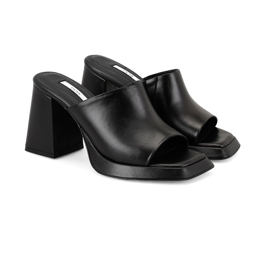 Kadın Siyah Topuklu Napa Deri Terlik