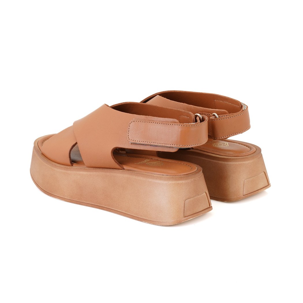 Kadın Taba Dolgu Topuklu Deri Sandalet