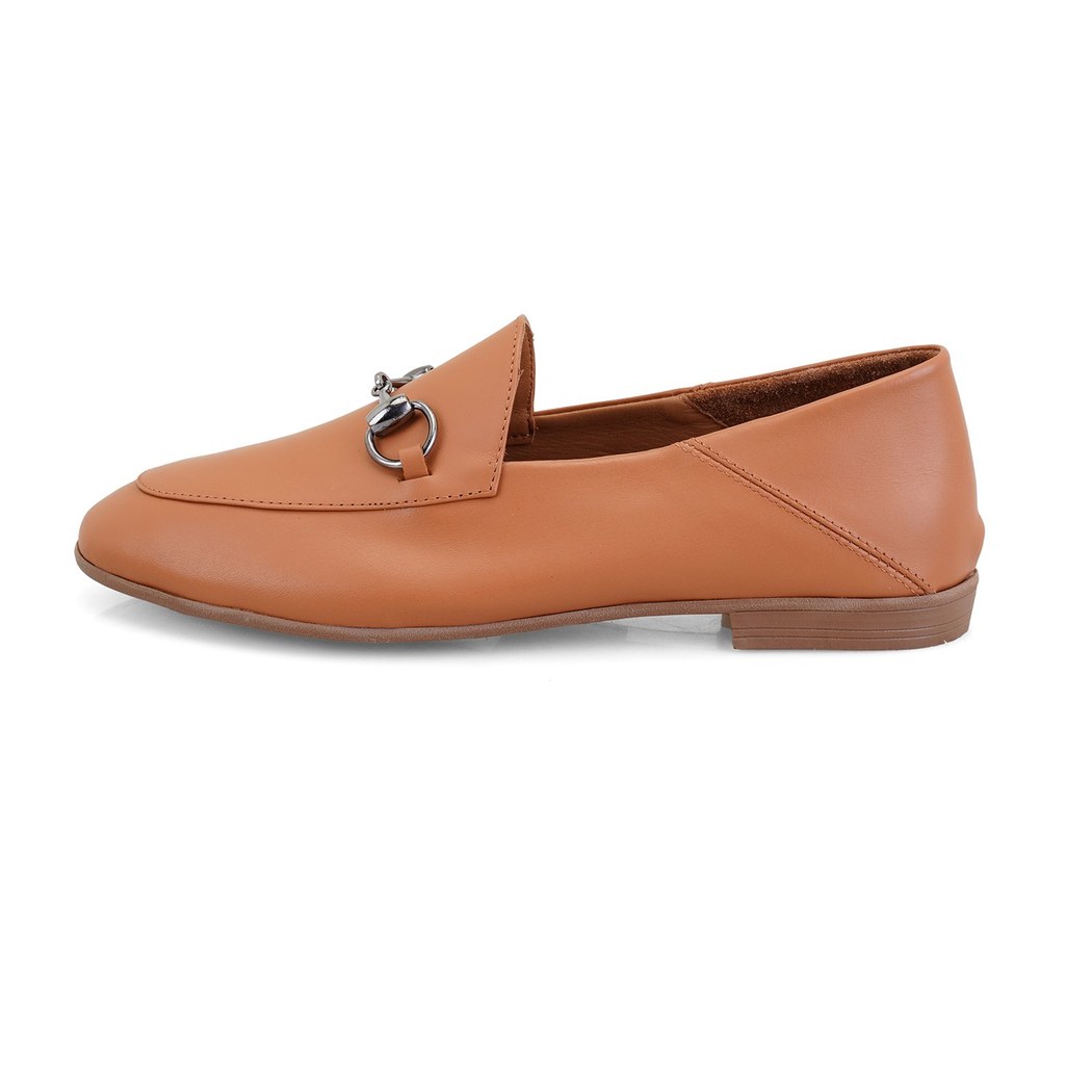 Kadın Taba Toka Aksesuarlı Deri Babet