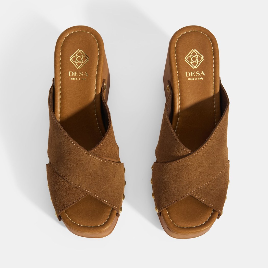 Kadın Taba Zımba Detaylı Süet Dolgu Topuklu Terlik