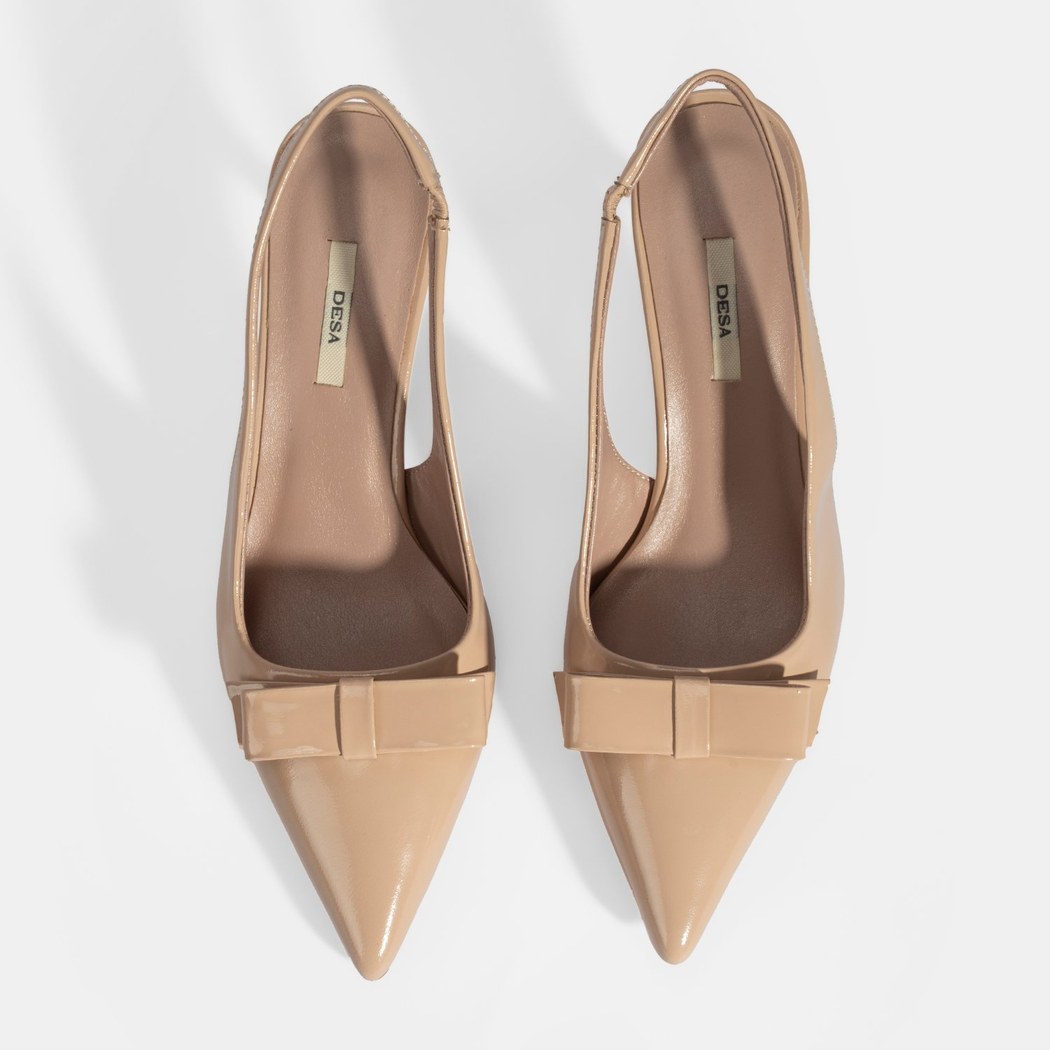 Kadın Ten Fiyonk Detaylı Rugan Topuklu Klasik Ayakkabı