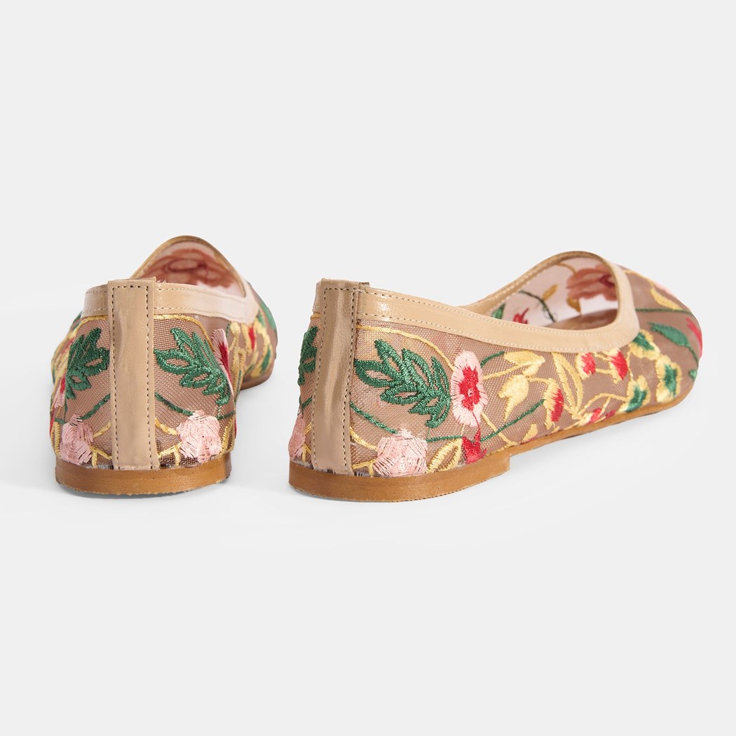 Kadın Ten Nakış İşleme Detaylı Fileli Babet