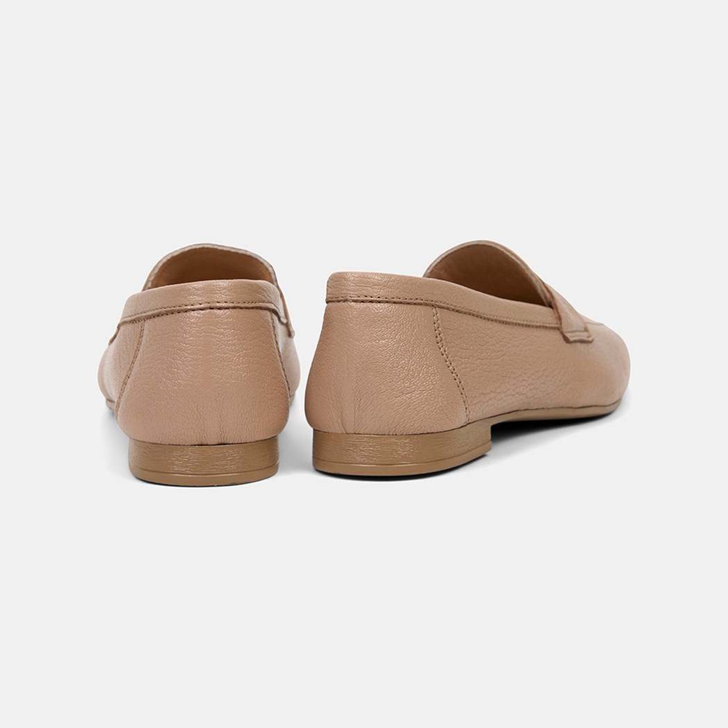 Kadın Ten Yuvarlak Burun Deri Loafer