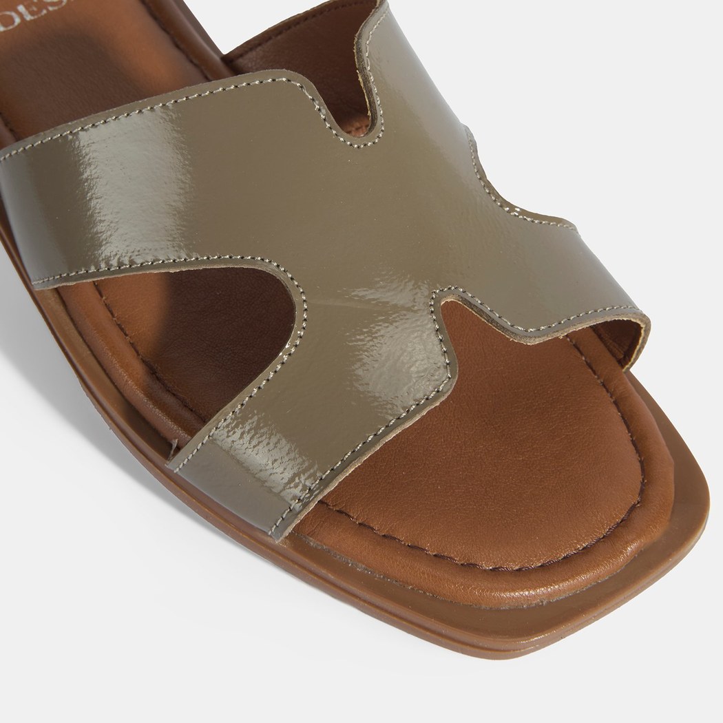 Kadın Vizon Rugan Terlik