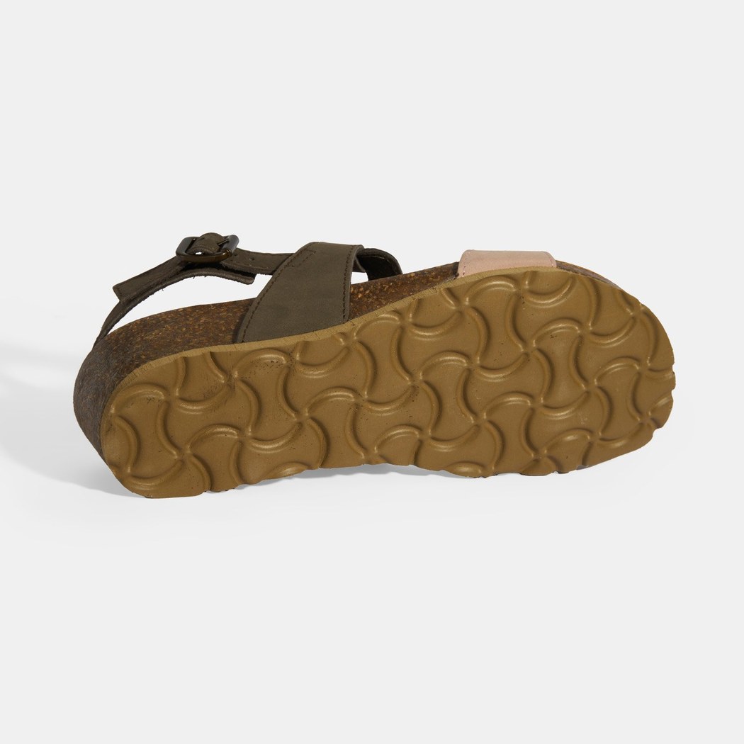 Kahve Kadın Toka Detaylı Sandalet