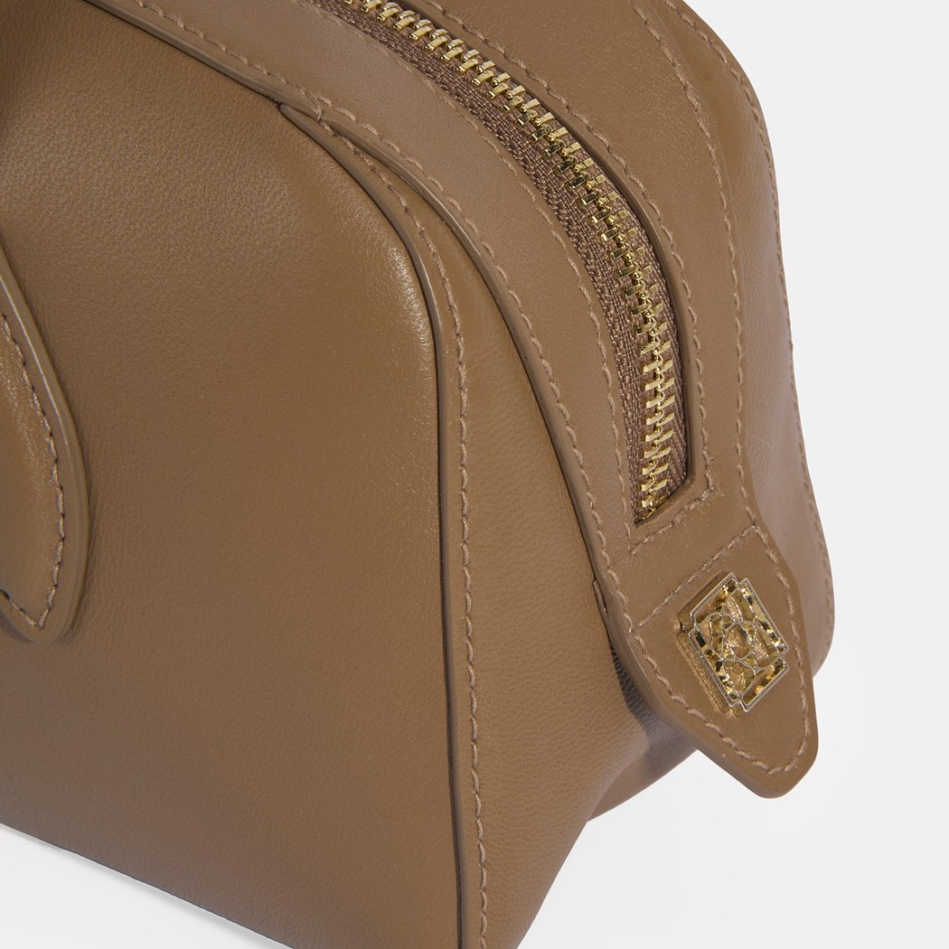 Limited Edition Kahve Kadın Yaprak Detaylı Deri Omuz Çantası