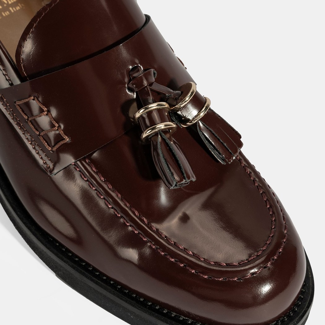 Luca Grossi Kadın Bordo Püskül Detaylı Deri Loafer