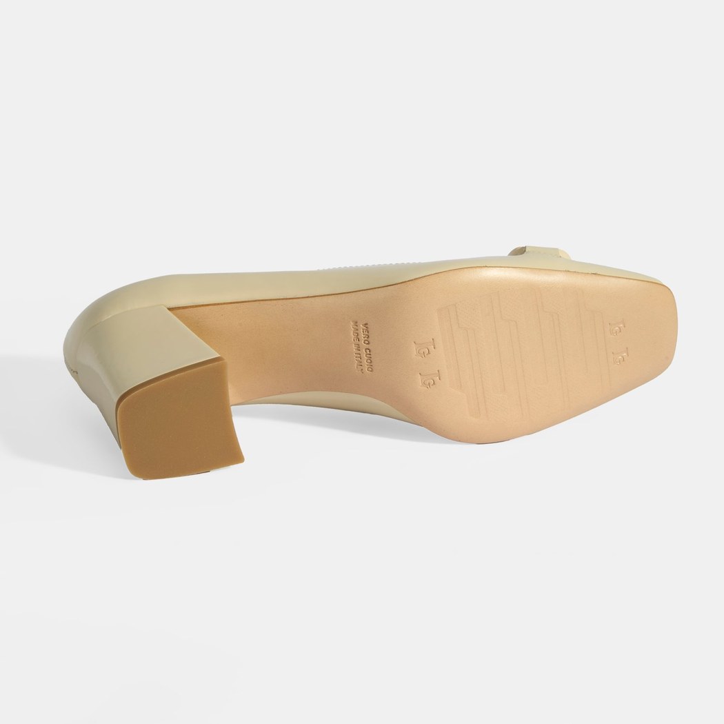 Luca Grossi Kadın Krem Toka Aksesuarlı Rugan Babet