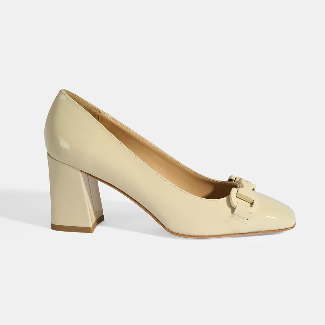 Luca Grossi Kadın Krem Toka Aksesuarlı Rugan Babet