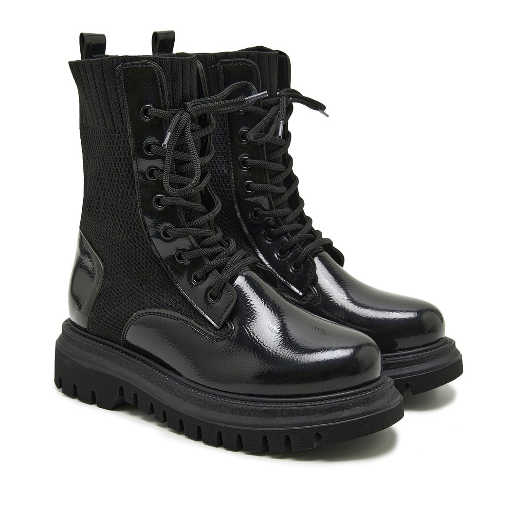 Maureen Siyah Kadın Bot