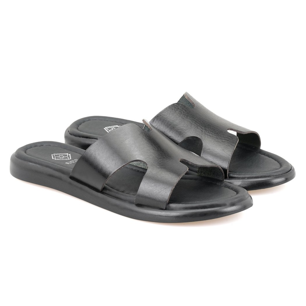 Nell Siyah Kadın Deri Terlik