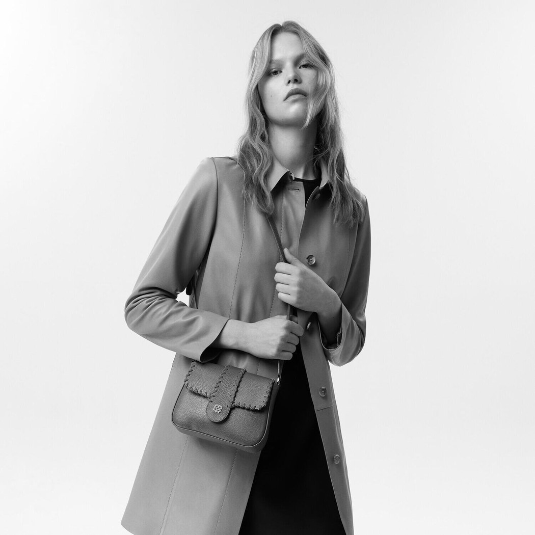 Serenity Siyah Kadın Deri Postacı Çantası