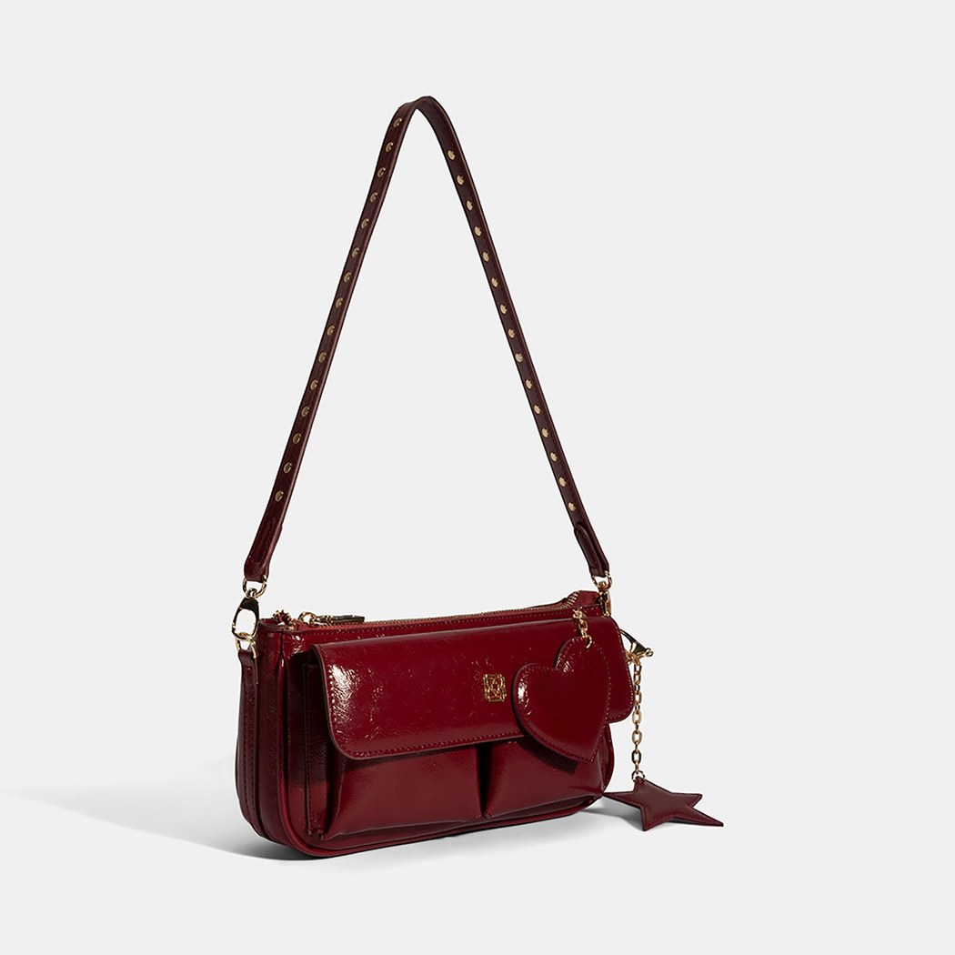 SHO-0103 AW25 KADIN POSTACI ÇANTASI