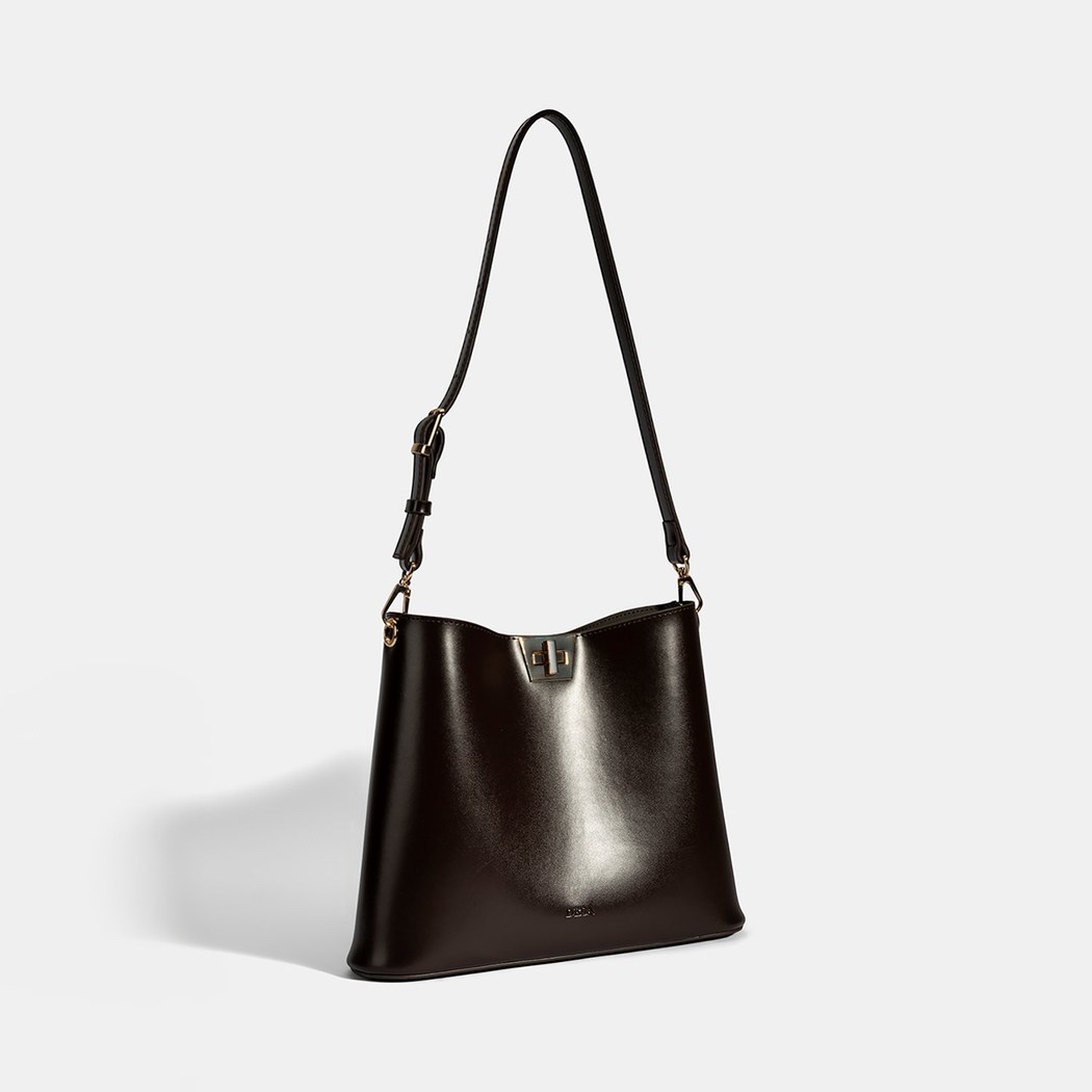 SHO-0104 AW25 KADIN OMUZ ÇANTASI