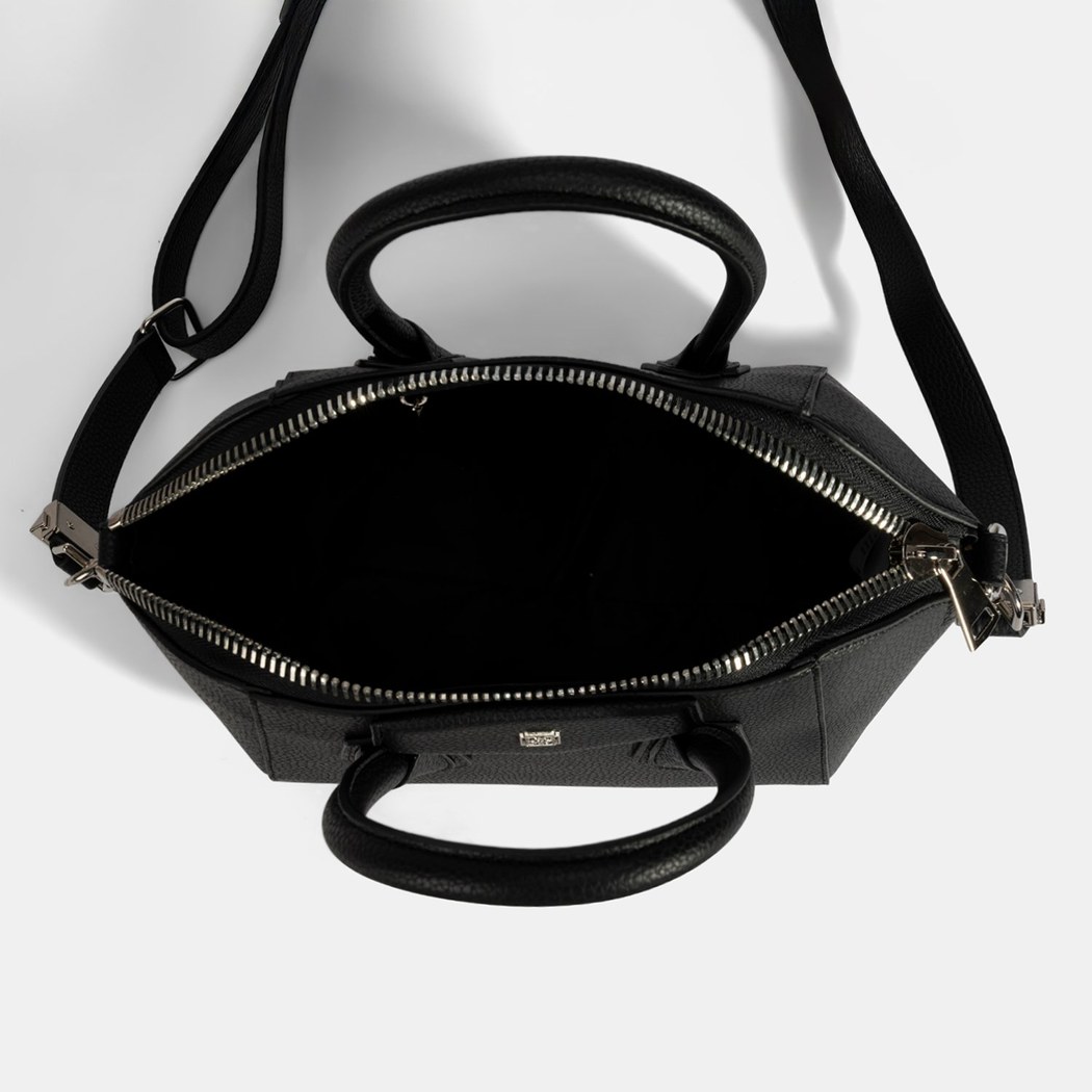 SHO-0107 AW25 KADIN OMUZ ÇANTASI