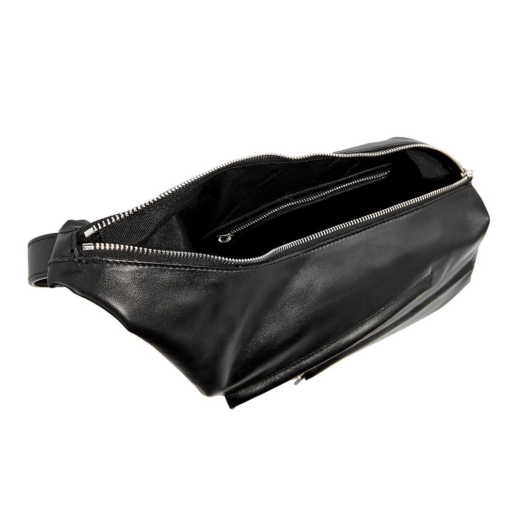 Siyah Eve Deri Omuz Askılı Çanta