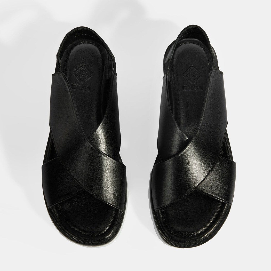 Siyah Kadın Lastik Bantlı Deri Sandalet