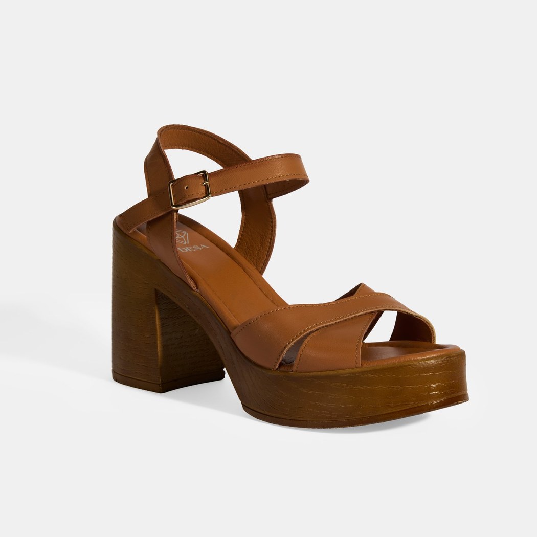 Taba Kadın Toka Detaylı Deri Sandalet